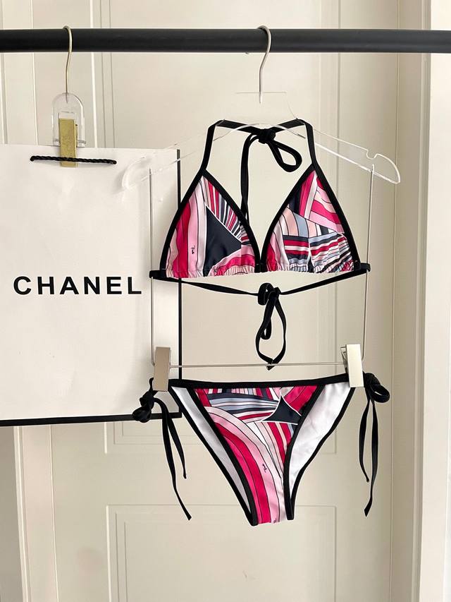 New Pucci bikini swimsuit, perfect for a variety of occasions.