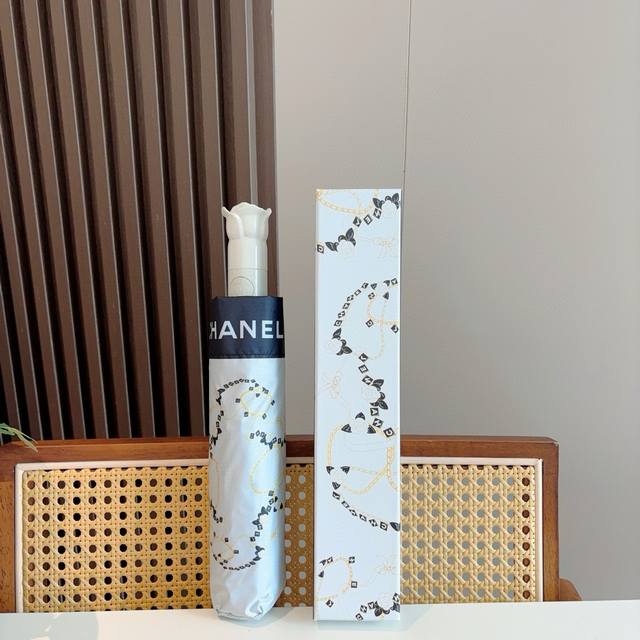 Chanel Rose Handle Tri-Fold Folding Umbrella - Exquisite workmanship, stylish an