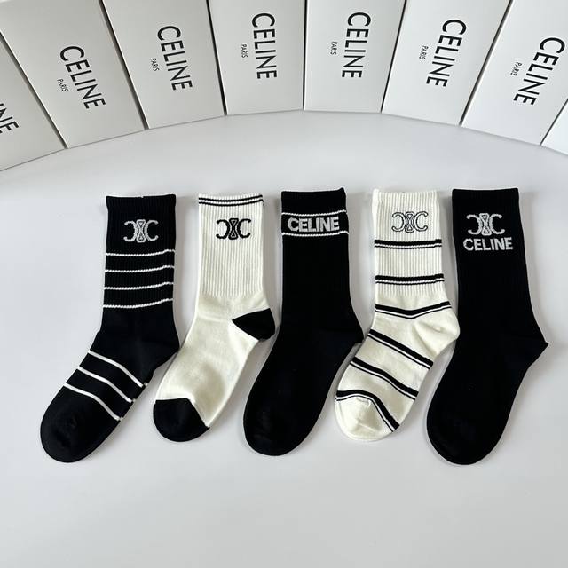 Special counter packaging Celine Celine's new mid-length stacked socks! Five pai