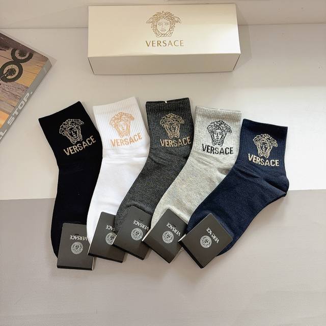 comes with a box of five pairs of Versace Versace European and American brand m