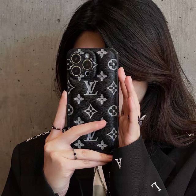Lv official website same mobile phone case air cushion embossed full cover side