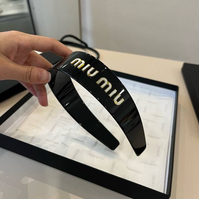 Miumiu Miu Miu acrylic headband