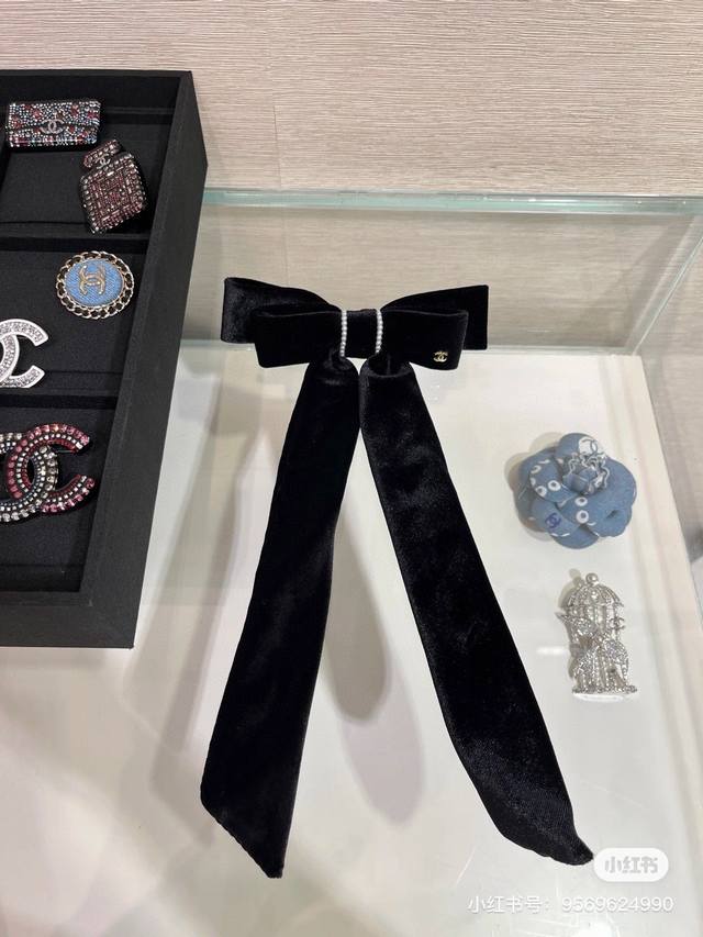 Chanel Chanel bow top clip official model