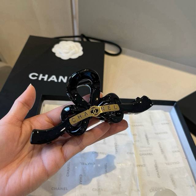 Chanel hairpin