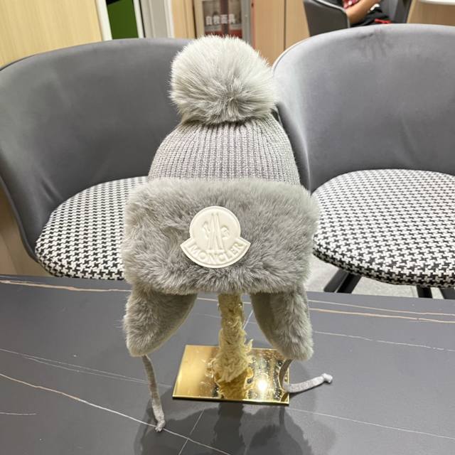 Moncler rabbit fur blended plus velvet knitted earmuffs hat for women in winter