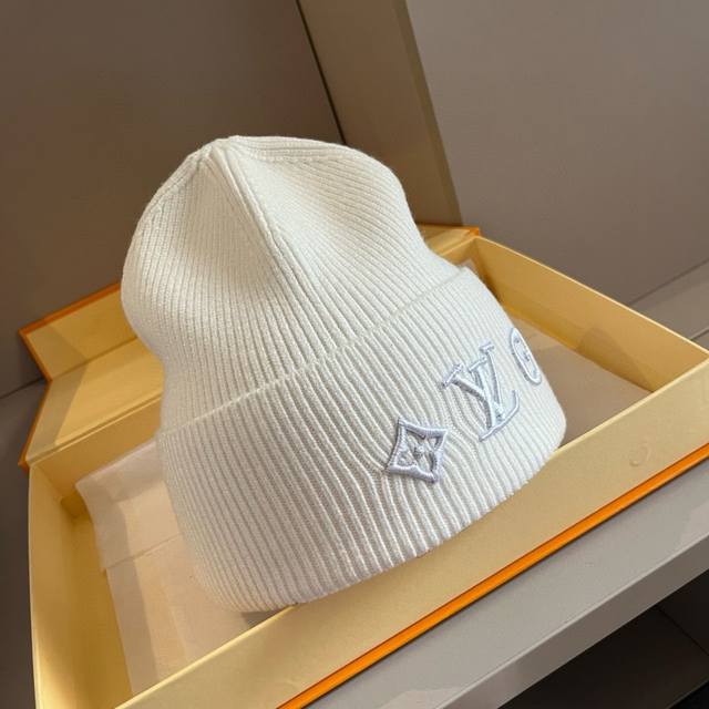 Lv new knitted wool hat