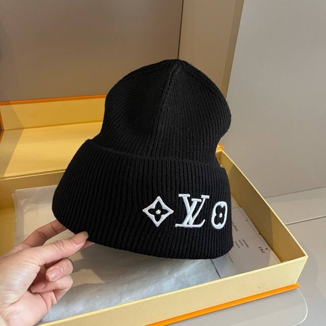 Lv new knitted wool hat