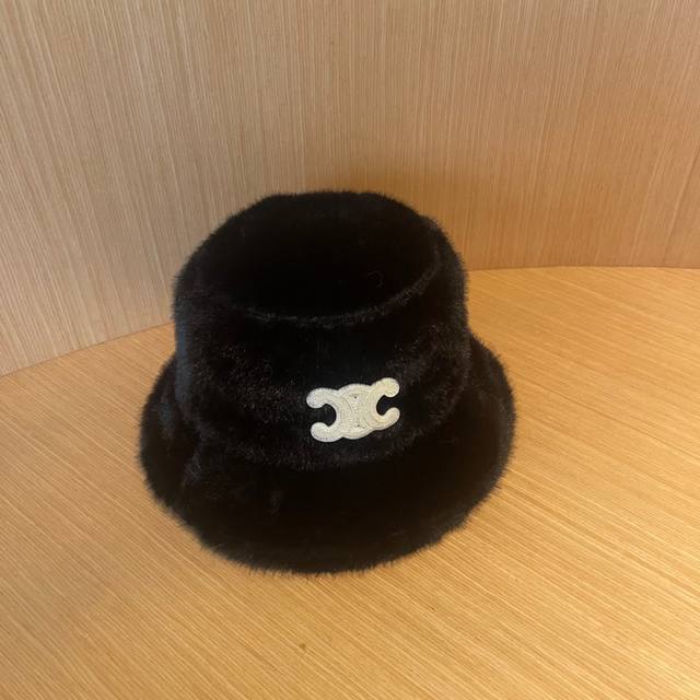 Celine Celine Plush Women's Autumn and Winter Bucket Hat