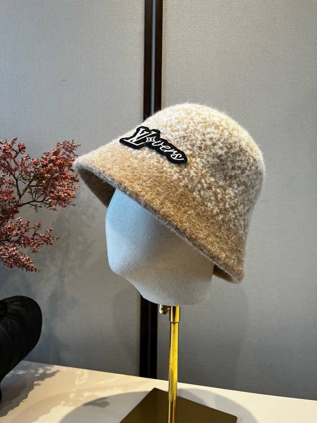 Lv Louis new wool bucket hat