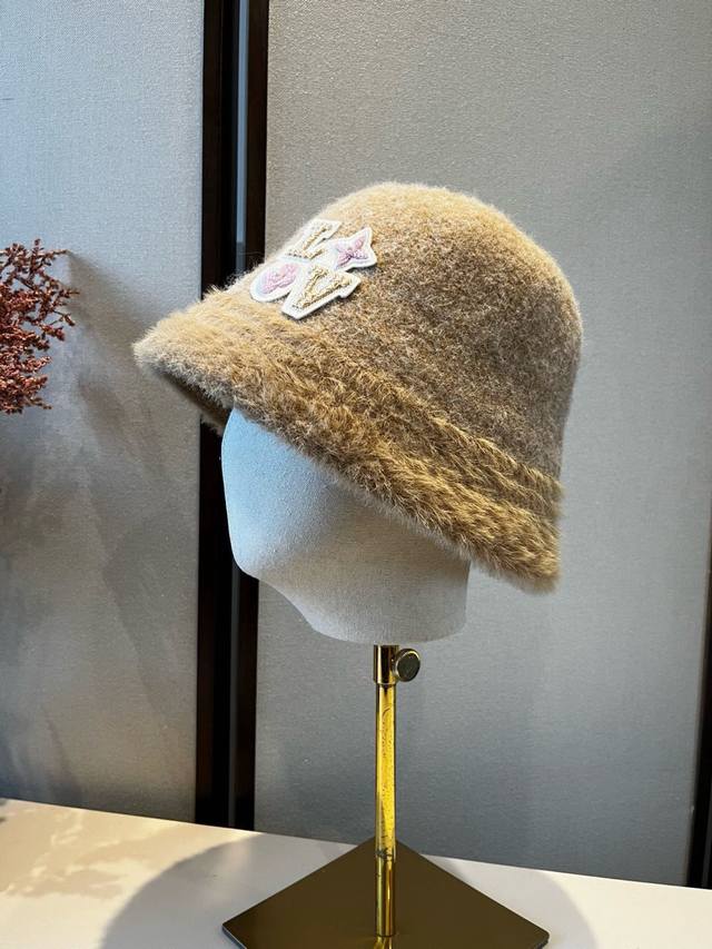Lv Louis new wool bucket hat