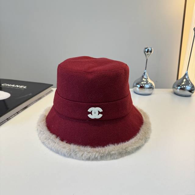 Chanel Chanel new bucket hat, autumn and winter plus velvet hat, head circumfere