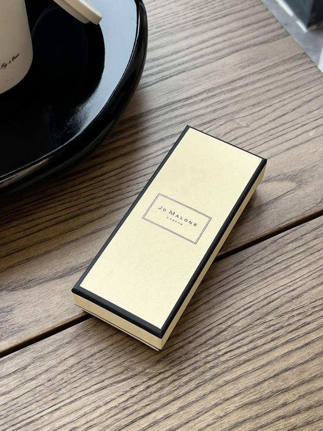 Original quality Jo Malone English Pear is here. This is their flagship product,