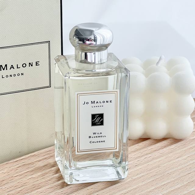 Original quality 3 Wild Bluebell - Blue Wind Bell Ml Top notes: bellflower, lil