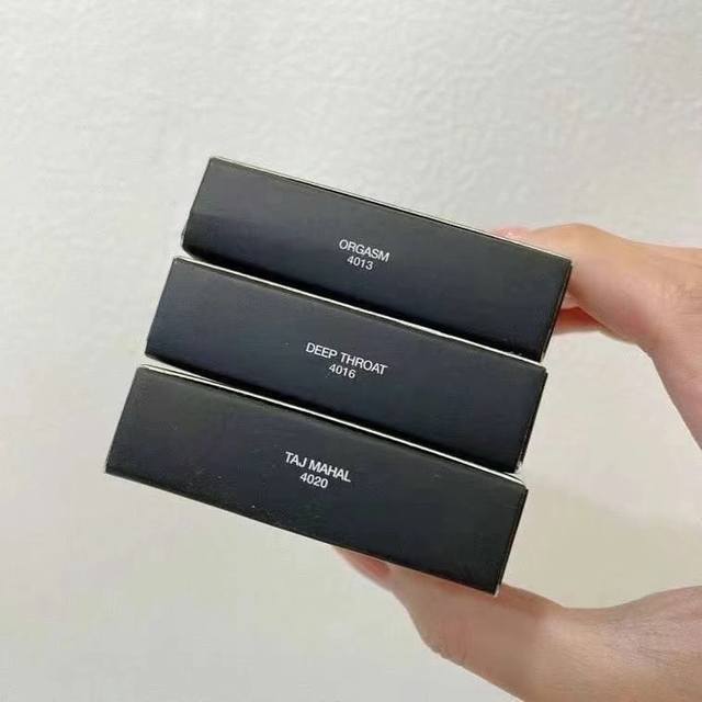 High-end quality Nars single blush 4.8G! Color number: 4013-4016-4020.