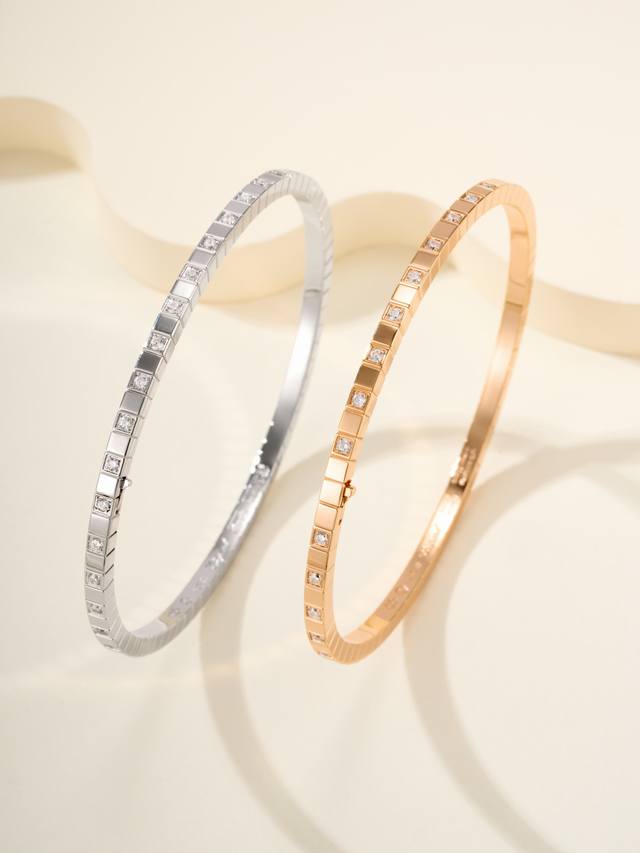 Chopin small ice cube narrow diamond bracelet size 17 super design, the light fl