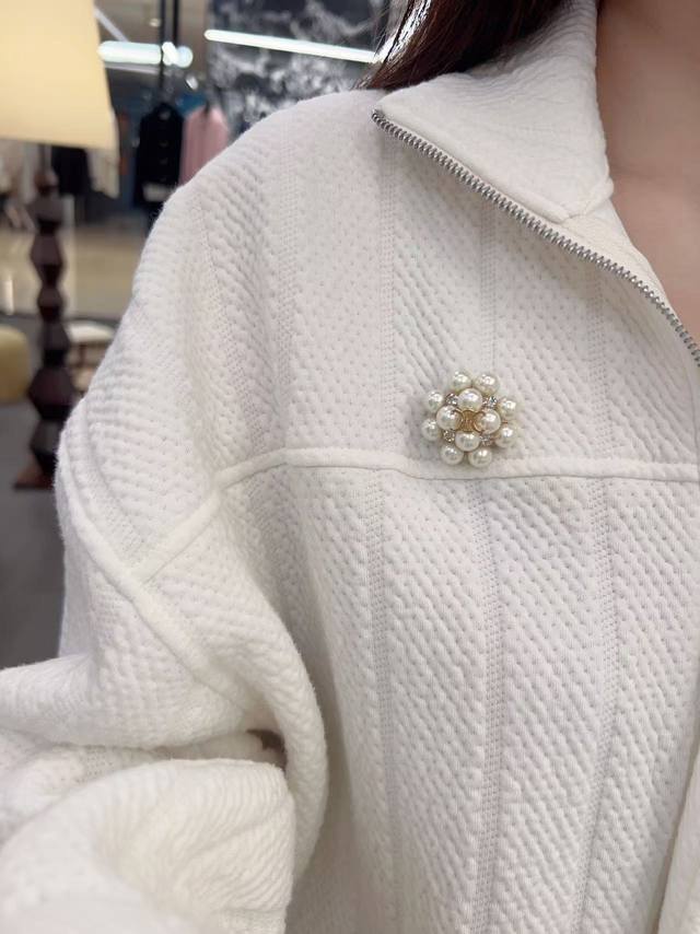 250449 We produce Zp7670, large quantities please consult Fu Celne round pearl e