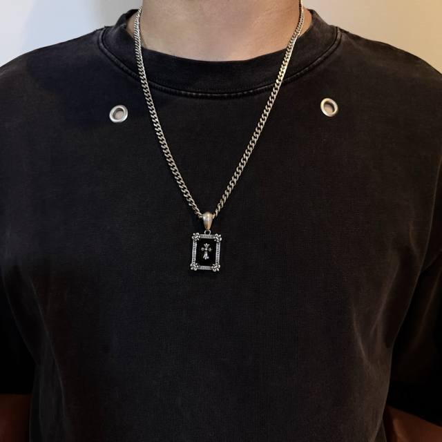 New counter quality Chrome Hearts classic retro necklace square cross pendant w