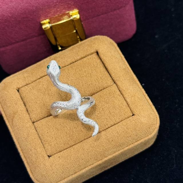A4699 This new brushed snake ring from an independent designer is vibrant and li