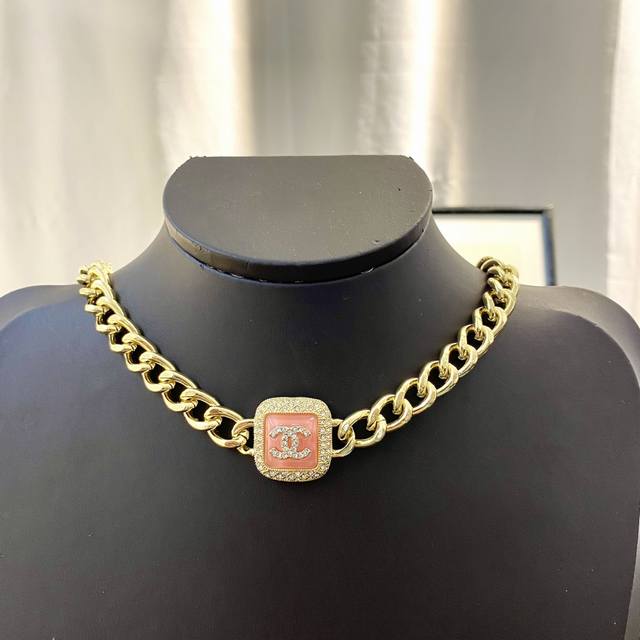 Code N261 Necklace hot-selling model is now on sale. Exclusive high-end quality