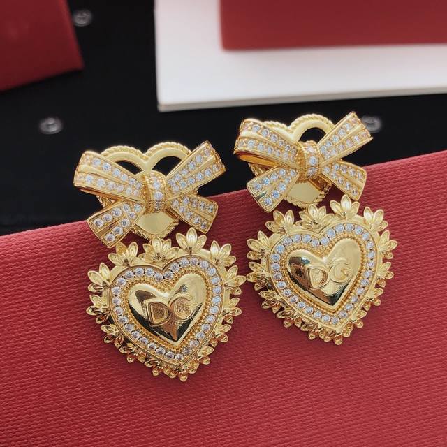 No.Dged0039 Dg*Latest style bow heart earrings consistent Zp brass material