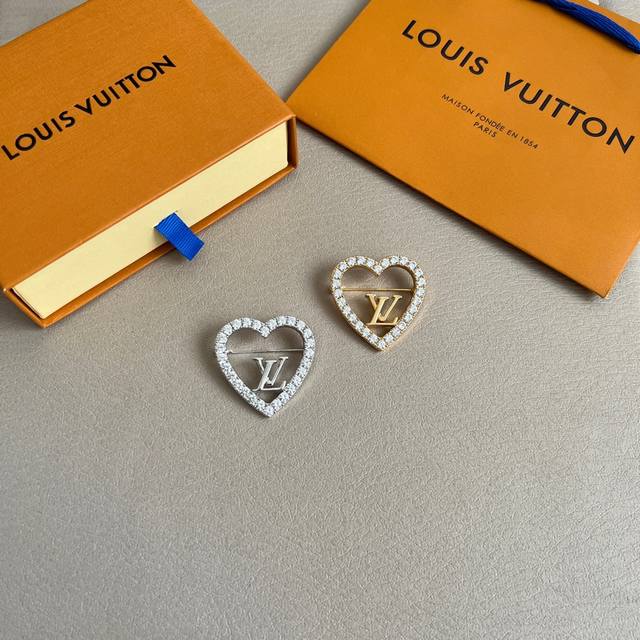 New Lv brooch, original production, high-quality thick gold electroplating, eve