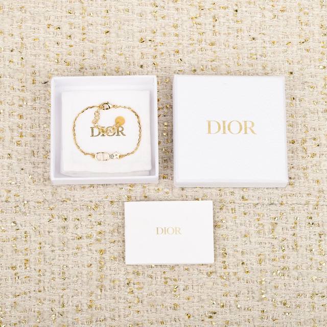 250429 We offer Zp4940! Large quantity enquiries available! This stunning new st