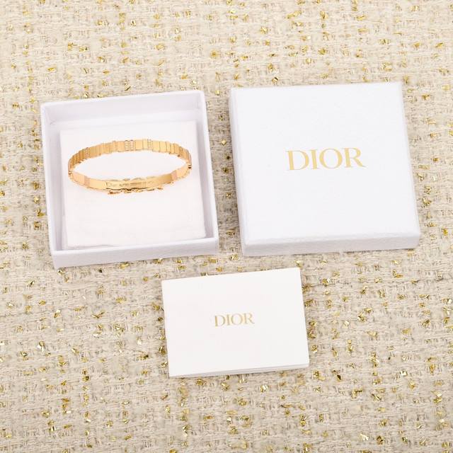 250248 We produce Gem bracelets, which can be customized with real gold and real