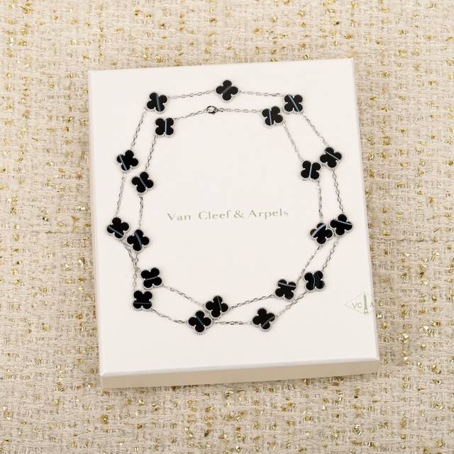 203511 Our twenty flower necklace can be customized with real gold and real diam