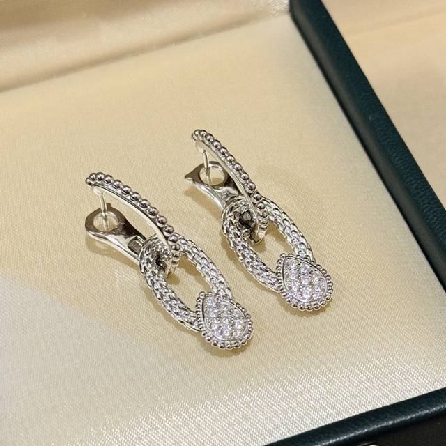 A6736 Baoshilong's new drop-shaped geometric wheat ear tassel earrings are full