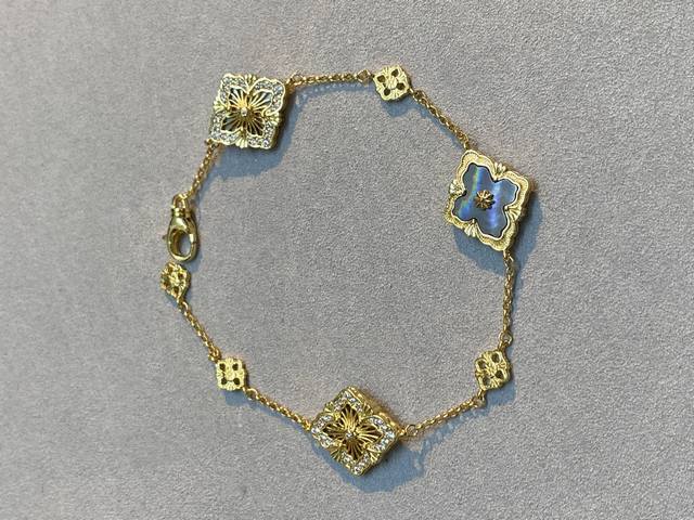 V Gold Material Seiko Buccellati Gray Mother-of-Pearl Opera House Three Flower B