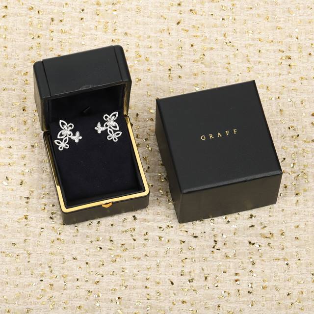 We offer Phantom Butterfly stud earrings, customizable in 18K real gold and diam