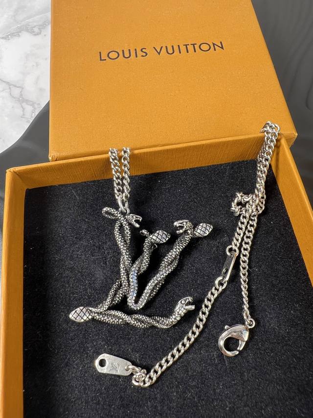 Lv snake brand necklace