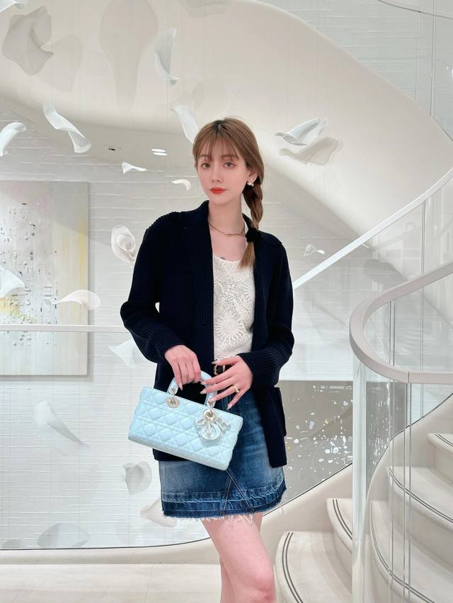 We produce Zp5980, large quantities of consultation Fu D retro heart pendant CD