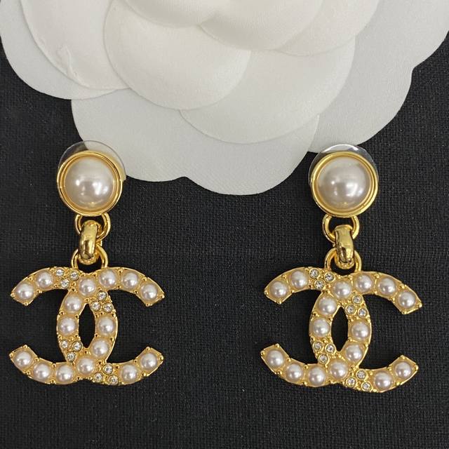 Code E2708 Chanel bestseller earrings are back in stock! Available at the store