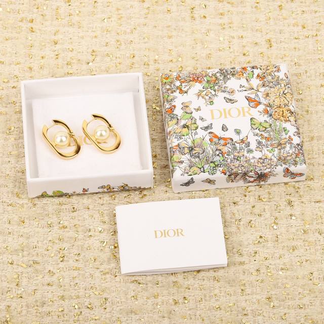 210553 We produce Zp5980, please consult us for large quantities D oval pearl ea