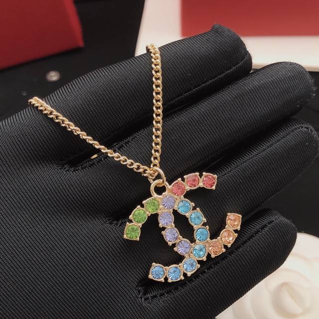 No. Xxl0301 Ch*Nel latest color diamond double C necklace consistent Zp brass m