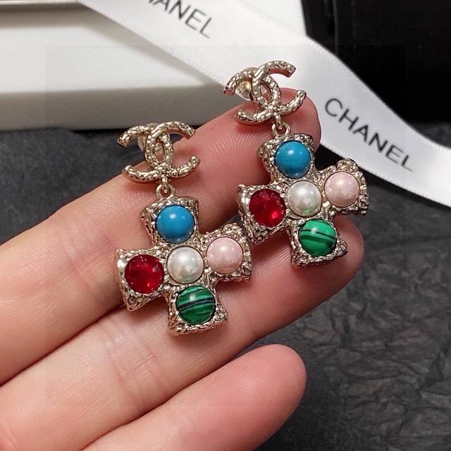 Chanel Double C earrings are a great all-match fashion item that looks great wit