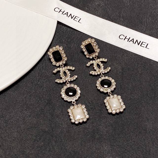Chanel vintage agate long double C earrings. Beauty can never surpass the class
