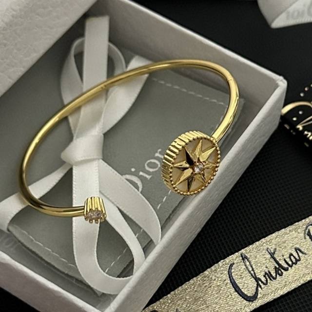 Hot and popular Dior Dior hot D home compass mother-of-pearl crystal diamond bra