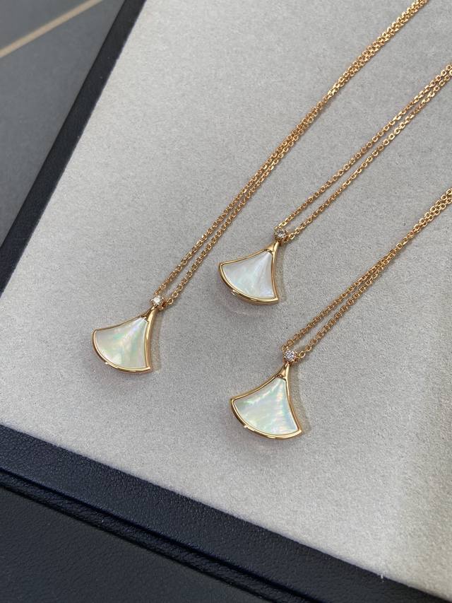 New skirt necklace is in limited stock. Original custom made, all V gold with n