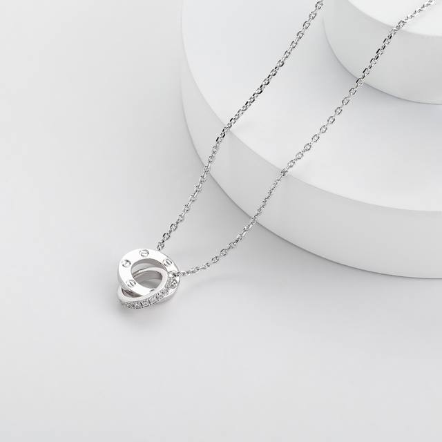 Kajia Small Double Ring Diamond NecklaceInterlocking round rings Bling three-dim