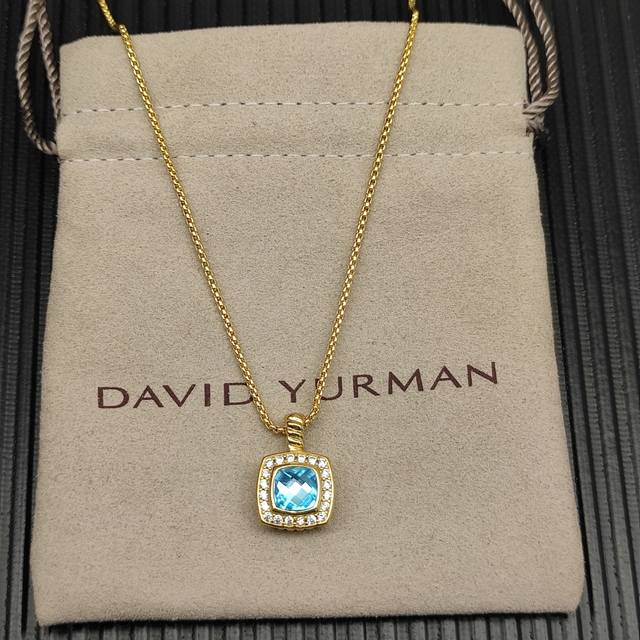David Yurman blue diamond and gold square diamond necklace. Chain thickness 1.5m