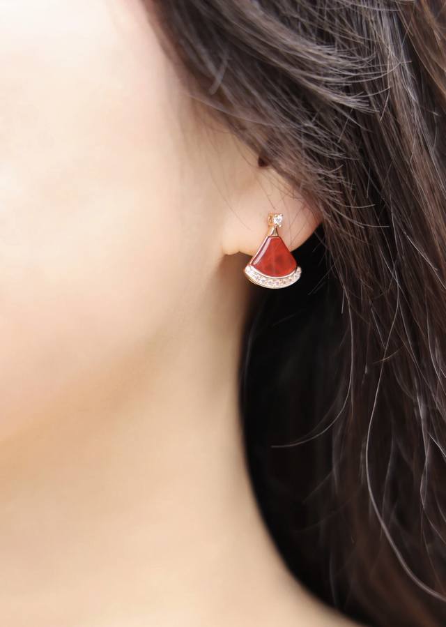 V Gold Bulgari Premium Mother-of-Pearl Diamond Hem Dress Earrings, Divas' Dream