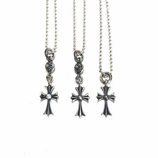 Chrome Hearts Classic Cross Bead Chain Three The most classic necklace is basic