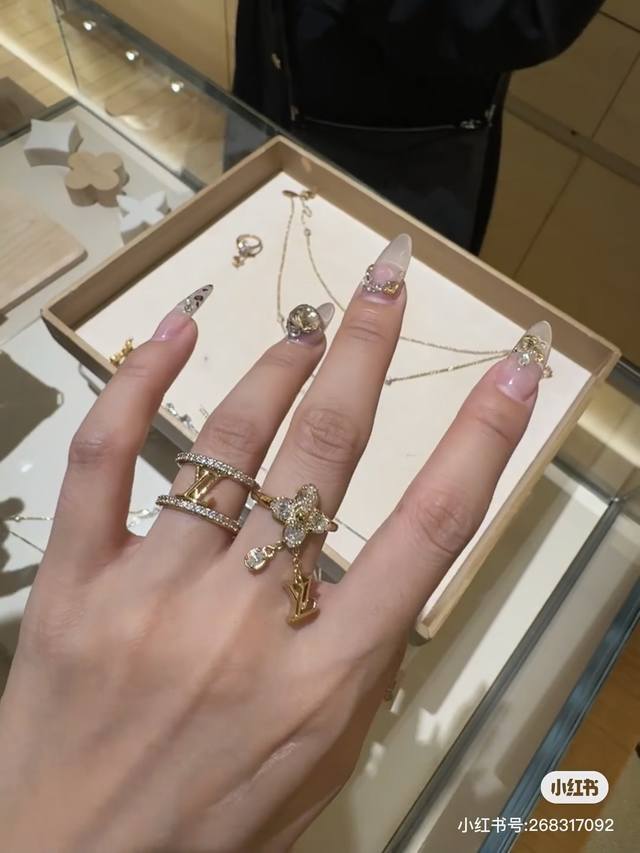 New original goods Lv new Louis Vuitton ring counter consistent material popula