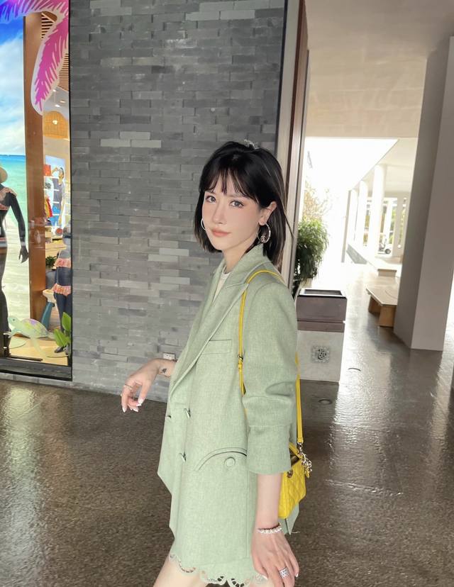 We produce the same style as the little pepper, Zp7540, make sure to buy the re