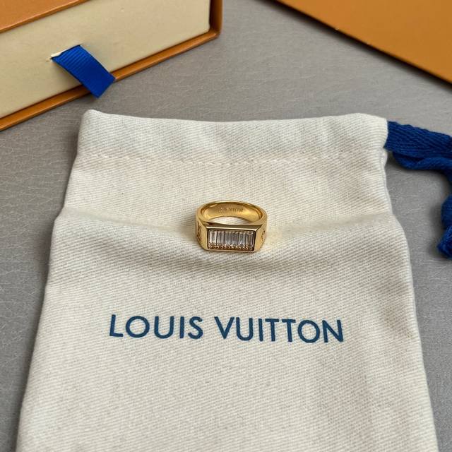 Original Louis Vuitton LV ring. Made from the same materials as the Louis Vuitt