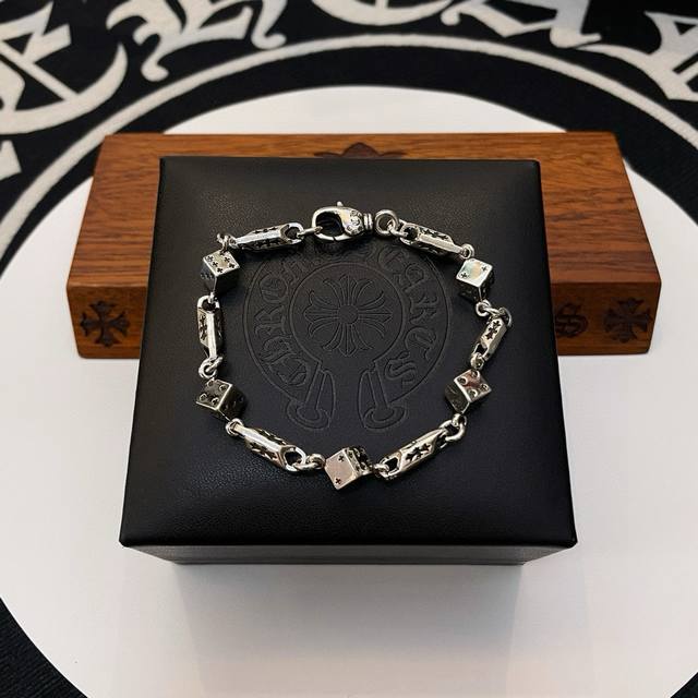 New counter quality Chrome Hearts classic retro cross dice bracelet with concav