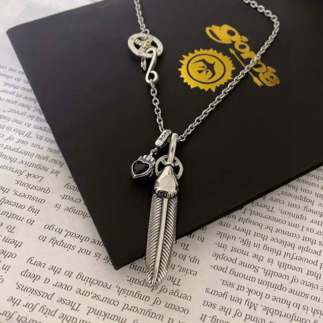 New arrival! Goro's Takahashi Goro feather double pendant necklace, premium edi