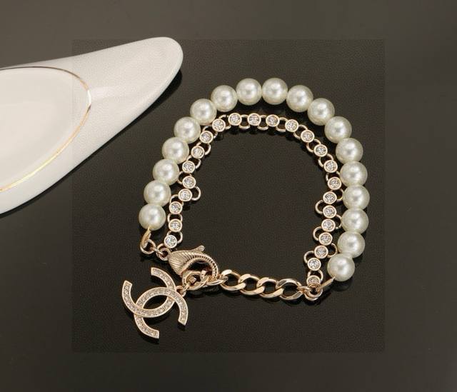 Chanel classic Chanel hot new exquisite double pearl bracelet shipped Chanel jew